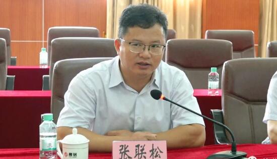 張聯(lián)松簡歷：河池市委常委、秘書長張聯(lián)松，曾任羅城縣委書記，柳州市委副秘書長、柳北區(qū)長
