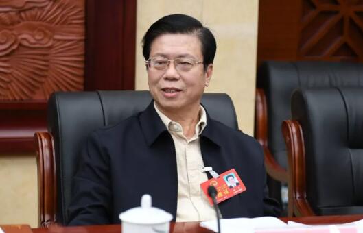徐貴被查被抓，欽州市人大副主任徐貴，曾任欽州市副書(shū)記，河池市委常委、宣傳部長(zhǎng)、副市長(zhǎng)（徐貴簡(jiǎn)歷）