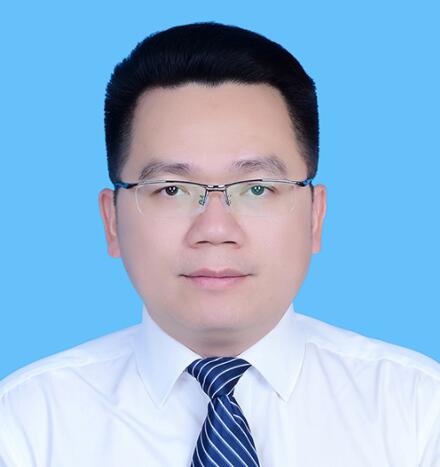 蒙啟鵬簡歷：百色市委副書記蒙啟鵬，曾任廣西團委書記、柳州市副市長、欽州副市長