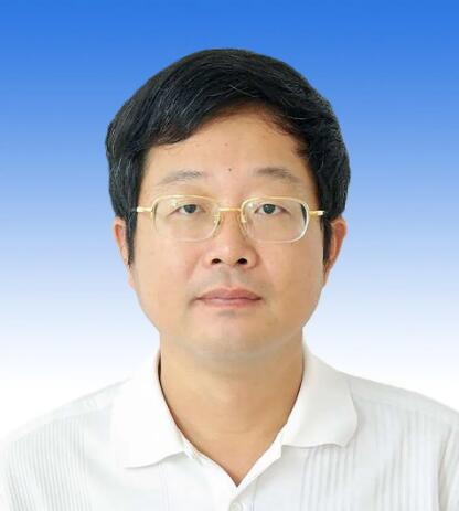 何兵簡歷：桂林市臨桂區(qū)委副書記、區(qū)長何兵，曾任桂林市政府副秘書長、工信委主任、經(jīng)開區(qū)主任