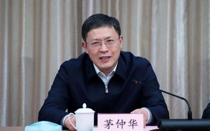 茅仲華簡歷：最高人民法院副院長茅仲華，曾任廣西自治區(qū)檢察院檢察長，崔智友不再擔(dān)任黨組書記、檢察長（茅仲華|崔智友簡歷）