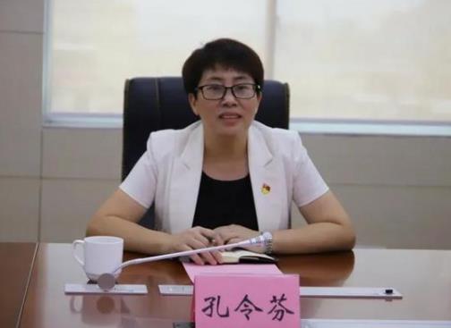 孔令芬簡歷：賀州市文化廣電旅游局局長孔令芬，曾任富川縣委常委、宣傳部部長、副縣長，八步區(qū)委常委、統(tǒng)戰(zhàn)部部長