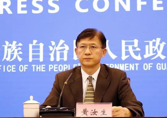 黃汝生簡(jiǎn)歷：百色市委書記黃汝生，曾任廣西黨委副秘書長(zhǎng)、交通運(yùn)輸廳副廳長(zhǎng)