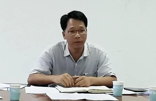 陳文初簡歷：北海市海城區(qū)委副書記、區(qū)長陳文初，曾任北海市交通局局長，鐵山港區(qū)委副書記、政法委書記