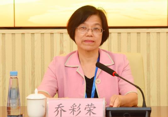 喬彩榮被查，喬彩榮簡(jiǎn)歷：河池市社科聯(lián)主席喬彩榮，曾任河池審計(jì)局局長(zhǎng)、金城江區(qū)長(zhǎng)、鳳山副縣長(zhǎng)