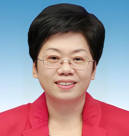 陳奕君任廣西自治區(qū)黨委常委、宣傳部部長，曾任浙江省委常委、秘書長，浙江省副省長